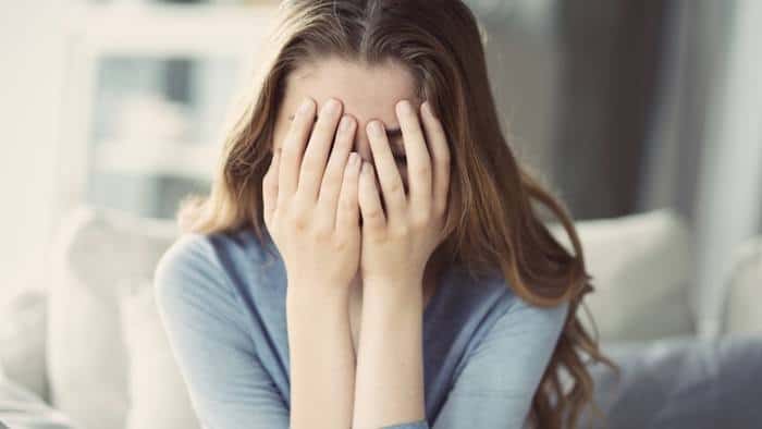 Phobie d'impulsion: Symptômes physiques et psychiques de la peur de faire du mal à ses proches
